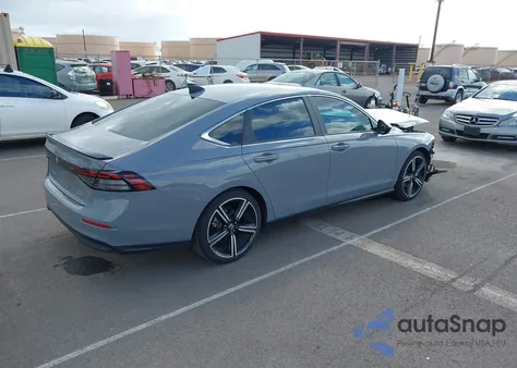 2024 Honda Accord Hybrid Sport z USA, uszkodzony, nr VIN 1HGCY2F59RA048030